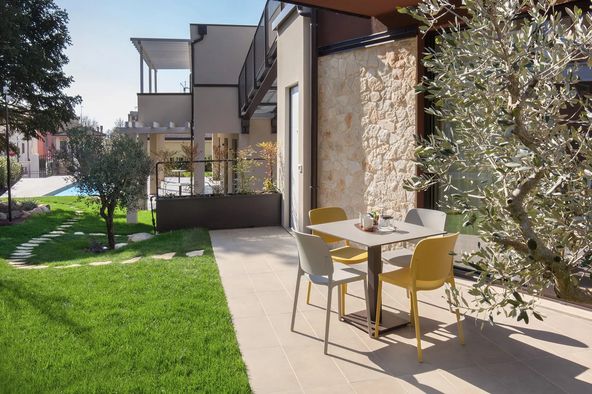 Moderno open space con ingresso indipendente