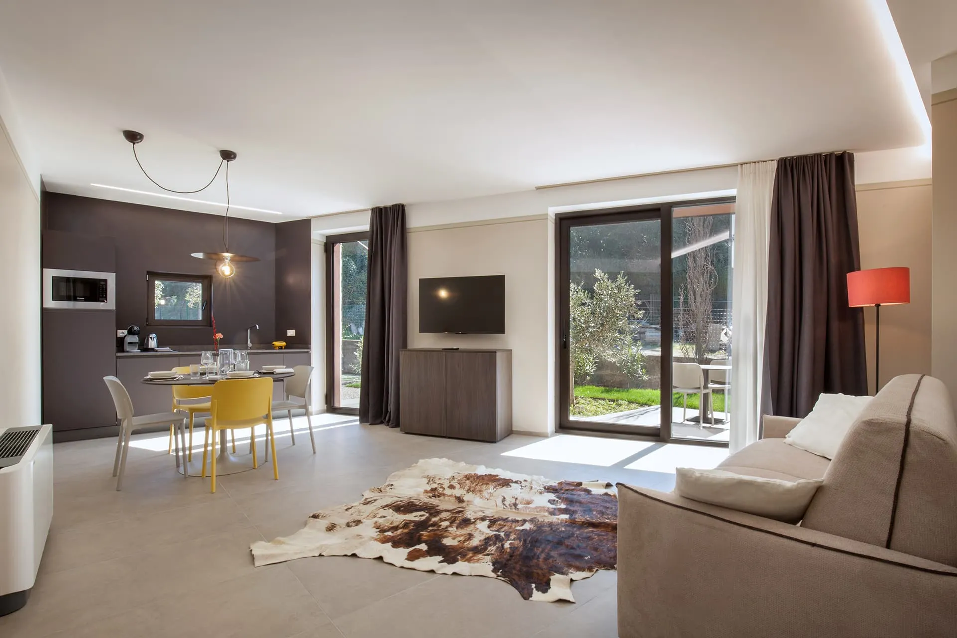 Moderno open space con ingresso indipendente
